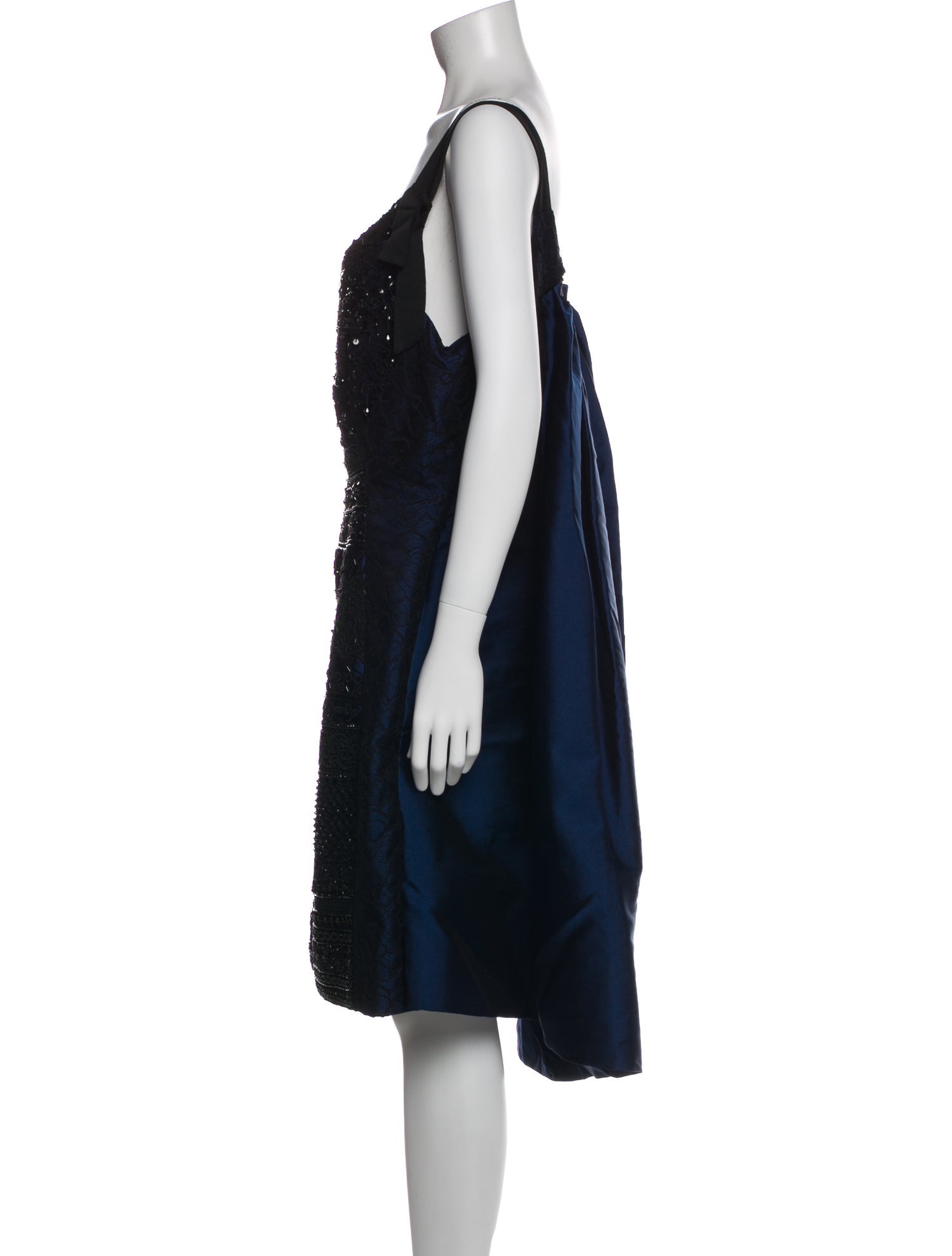 Oscar de la Renta Scoop Neck Midi Length Dress