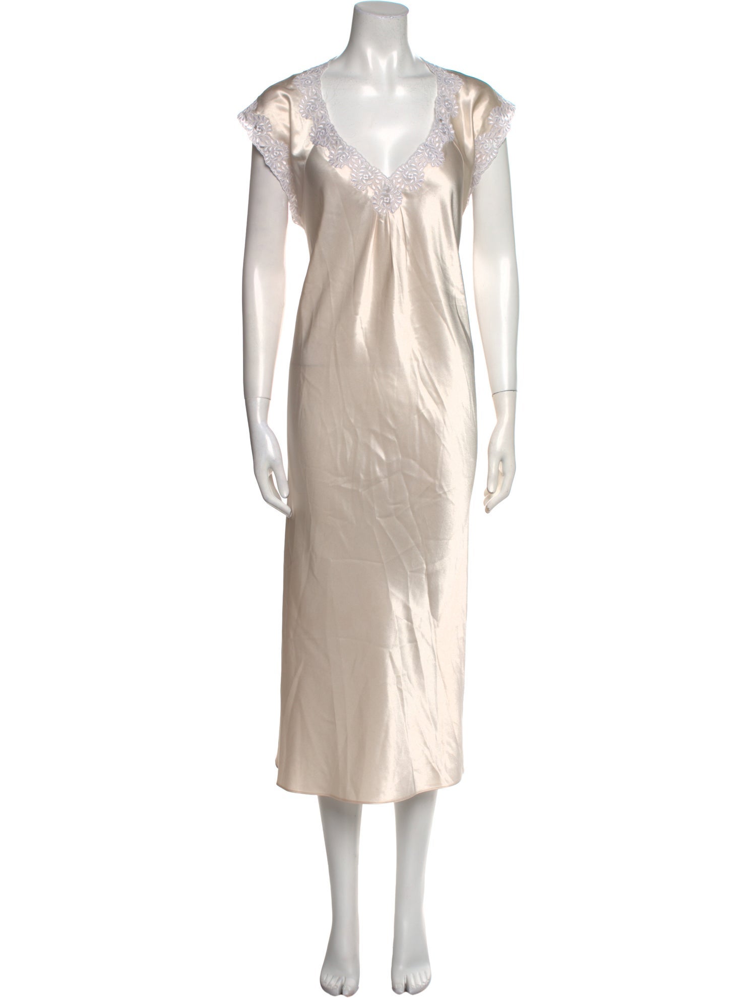 Oscar de la Renta Vintage Embroidered Accent Nightgown