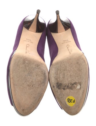 Oscar de la Renta Suede Pumps
