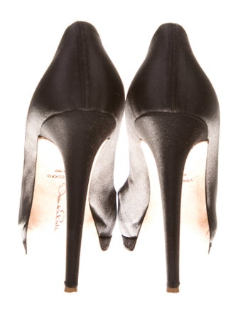 Oscar de la Renta Satin Pumps