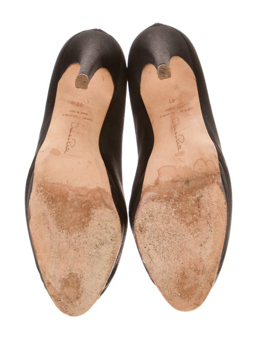 Oscar de la Renta Satin Pumps