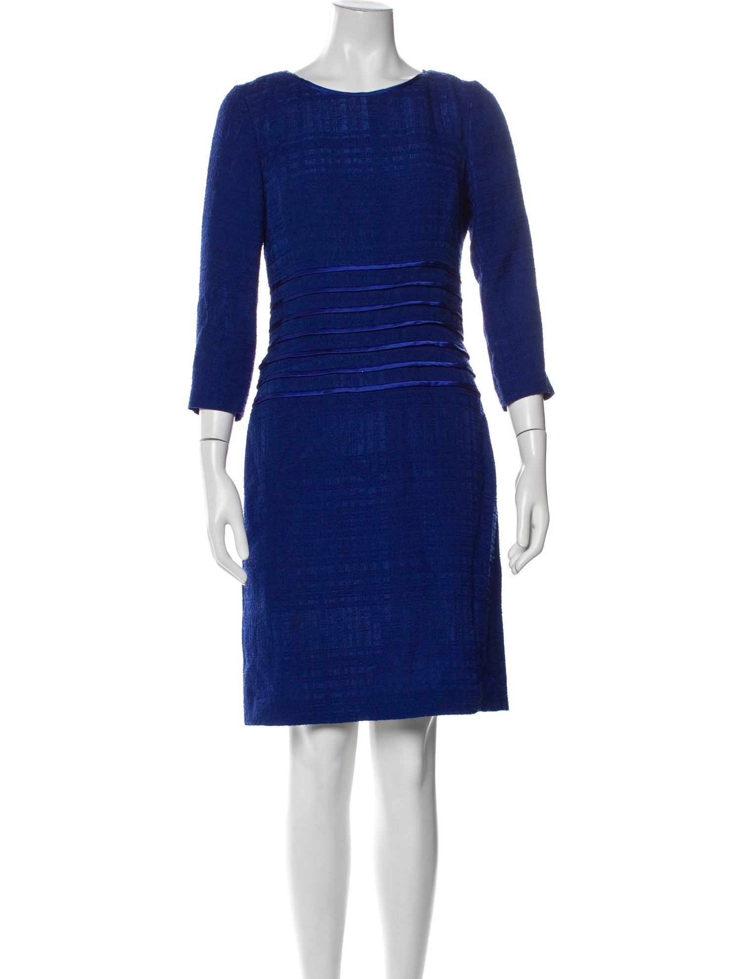 Oscar de la Renta Bateau Neckline Knee-Length Dress