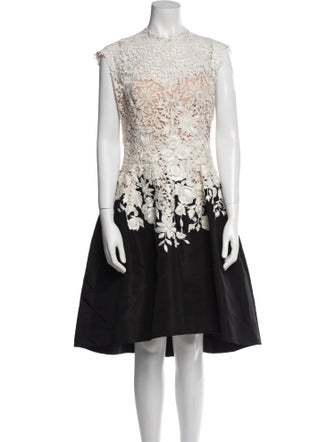 Oscar de la Renta Silk Knee-Length Dress
