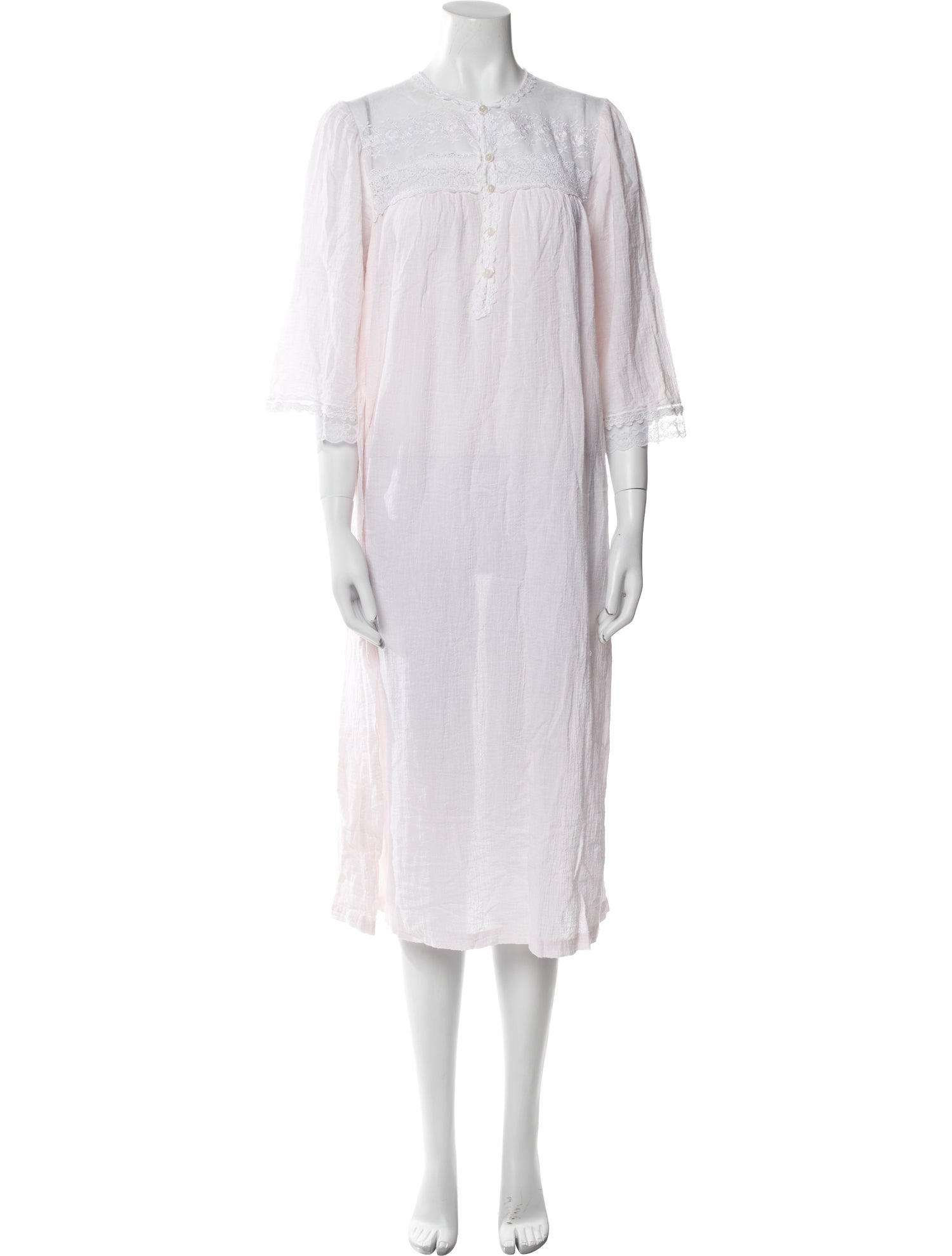 Oscar de la Renta Nightgown
