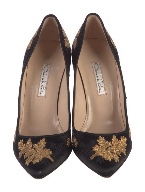 Oscar de la Renta Satin Printed Pumps