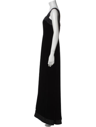 Oscar de la Renta Square Neckline Long Dress
