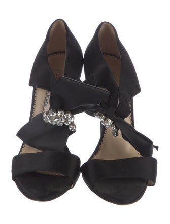 Oscar de la Renta Satin Bow Accents Sandals