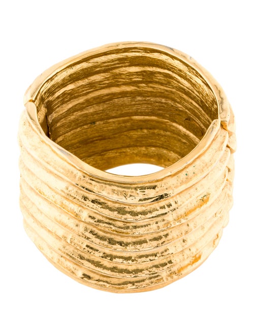 Oscar de la Renta Hinged Bangle Bracelet