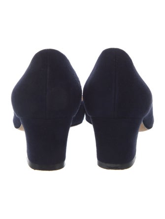 Oscar de la Renta Suede Pumps