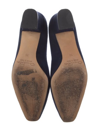 Oscar de la Renta Suede Pumps