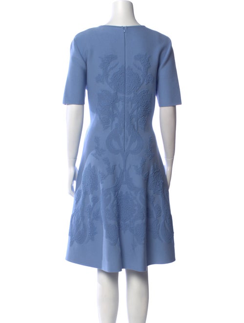 Oscar de la Renta Scoop Neck Knee-Length Dress