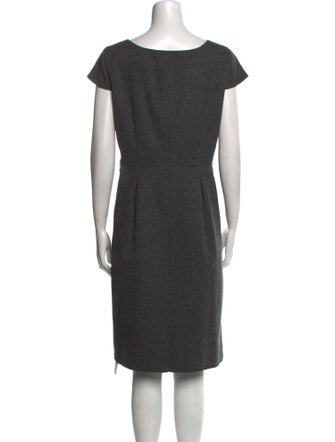 Oscar de la Renta Bateau Neckline Knee-Length Dress