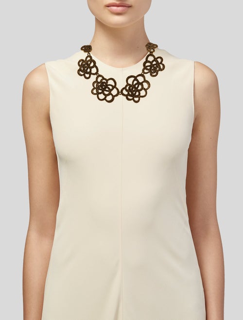 Oscar de la Renta Textured Floral Collar Necklace