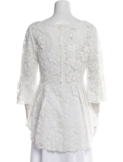 Oscar de la Renta Lace Pattern Bateau Neckline Blouse