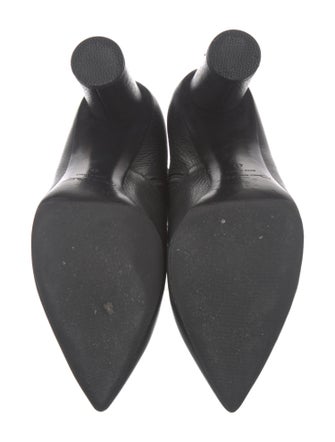 Oscar de la Renta Leather Boots