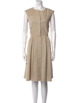 Oscar de la Renta Bateau Neckline Knee-Length Dress