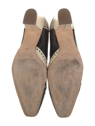 Oscar de la Renta Patent Leather Pumps