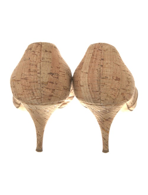 Oscar de la Renta Crystal Embellishments Pumps