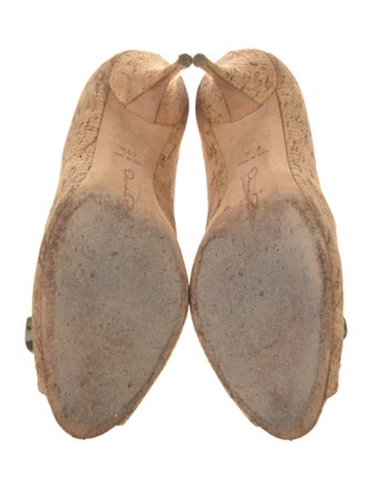 Oscar de la Renta Crystal Embellishments Pumps