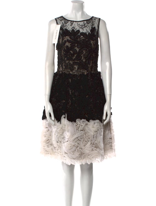 Oscar de la Renta Lace Pattern Knee-Length Dress