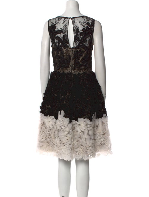 Oscar de la Renta Lace Pattern Knee-Length Dress