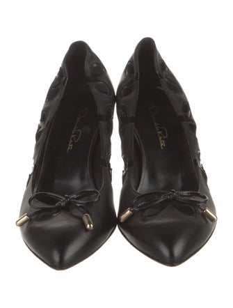 Oscar de la Renta Leather Pumps