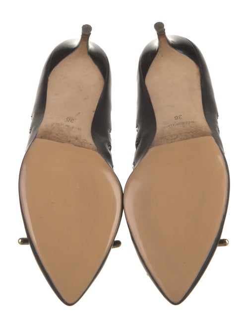 Oscar de la Renta Leather Pumps