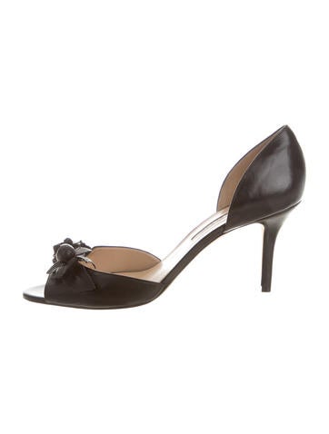 Oscar de la Renta Leather Floral-Embellished Sandals