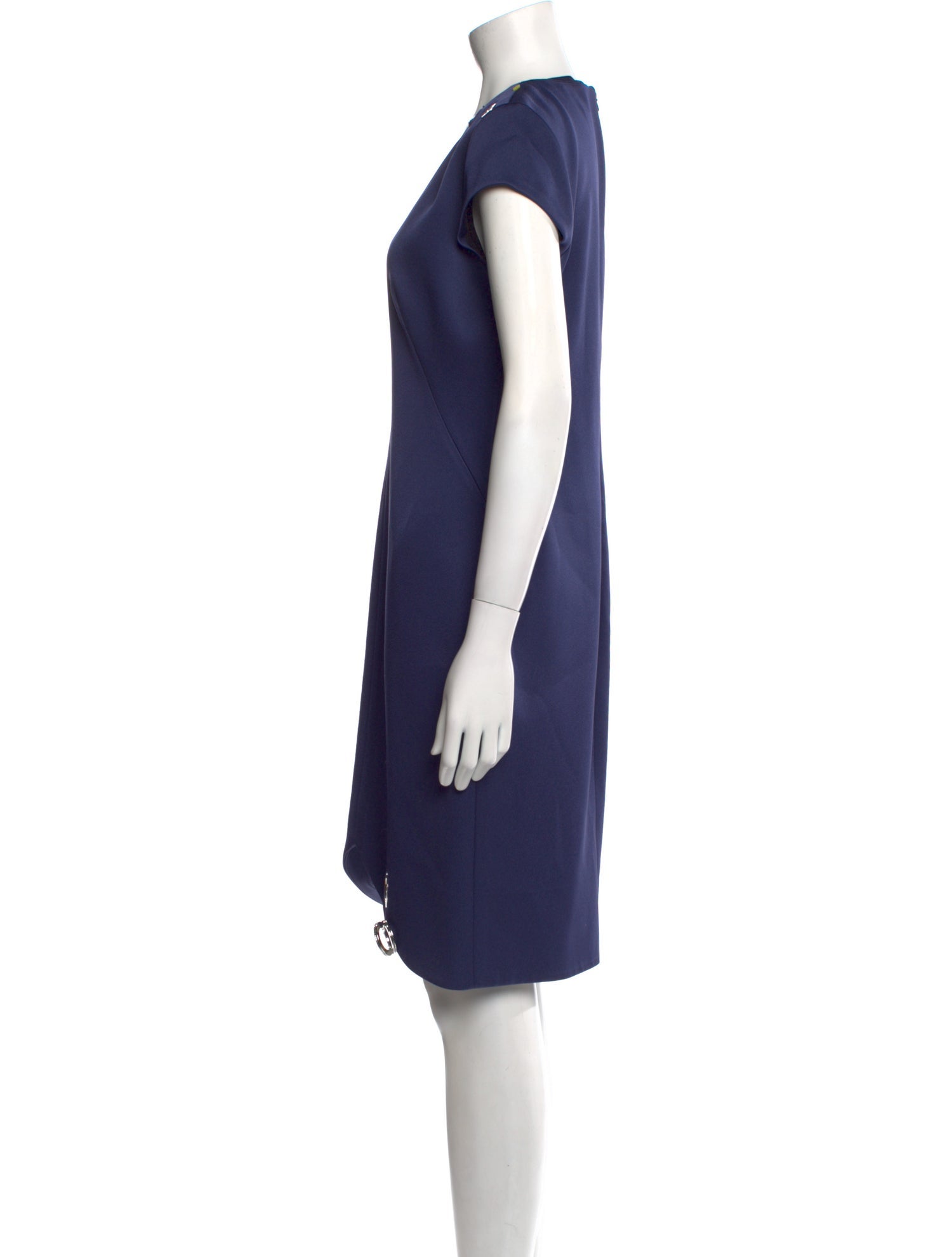 Pamella Roland V-Neck Knee-Length Dress