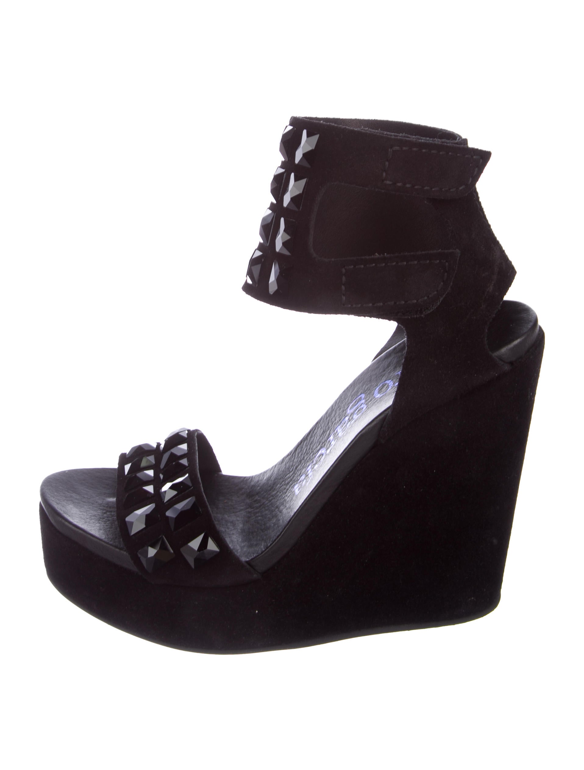 talisa perforated sneaker wedge