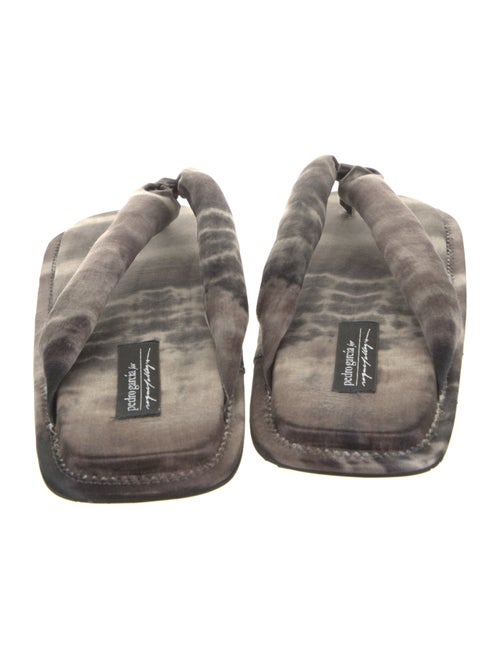 Pedro Garcia Satin Printed Slides