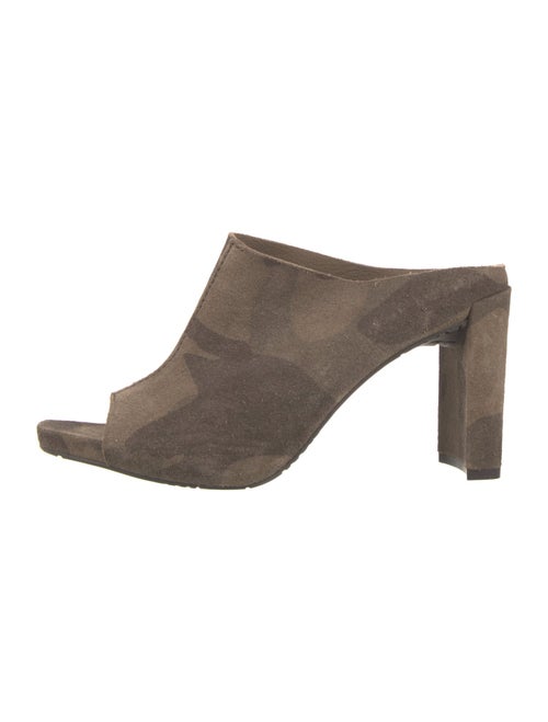 Pedro Garcia Suede Slides