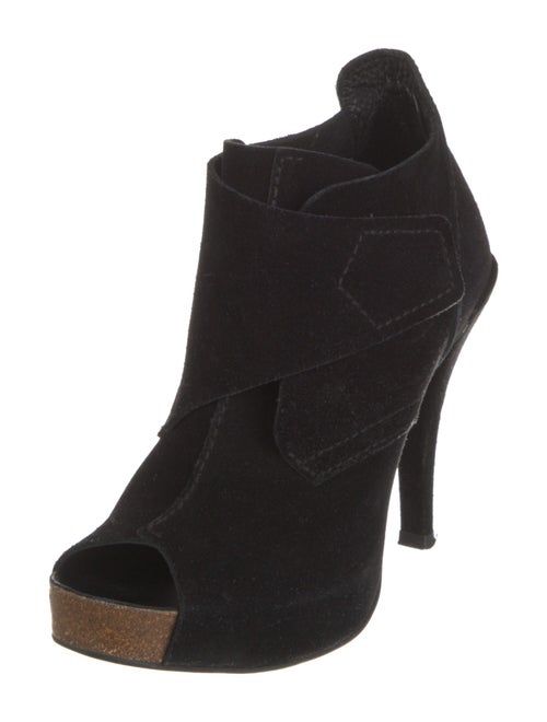 Pedro Garcia Suede Pumps