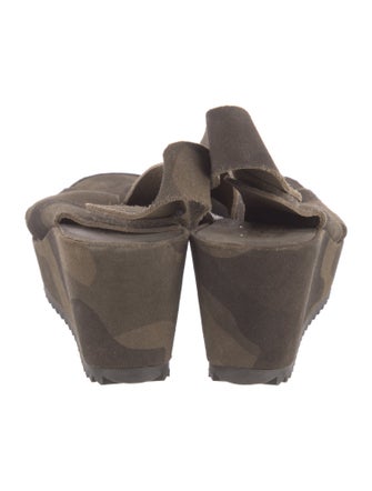 Pedro Garcia Suede Camouflage Print Slingback Pumps