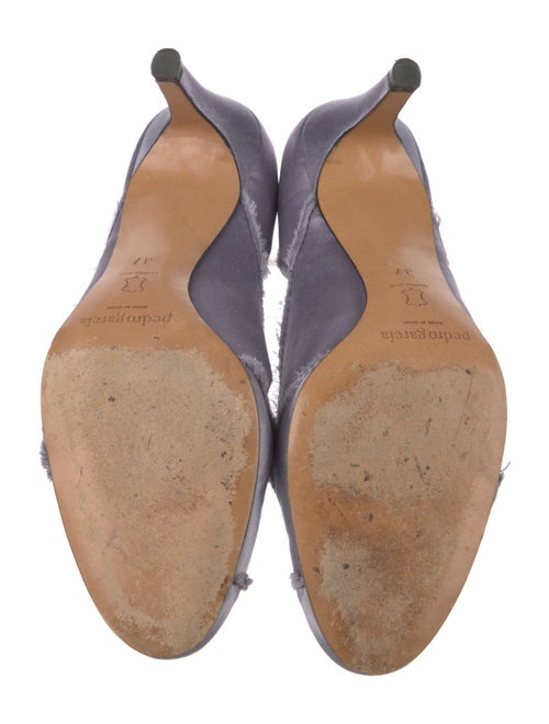 Pedro Garcia Satin Raw-Edge Trim D'Orsay Pumps