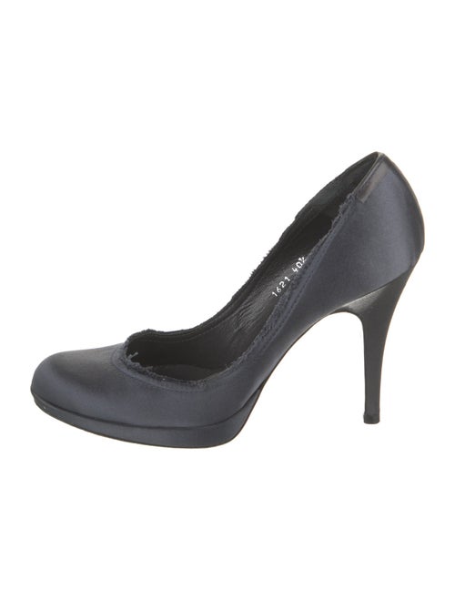 Pedro Garcia Satin Raw-Edge Trim Pumps