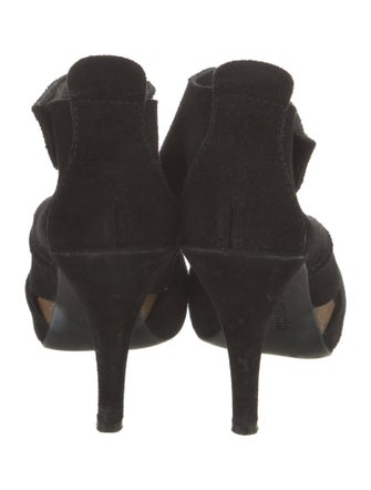 Pedro Garcia Suede Pumps
