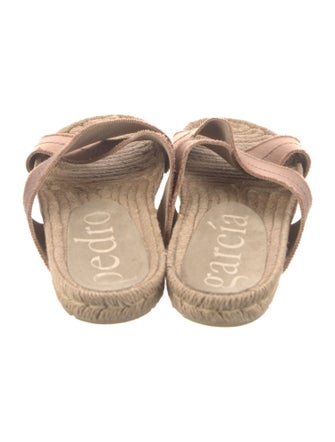 Pedro Garcia Raw-Edge Trim Slides