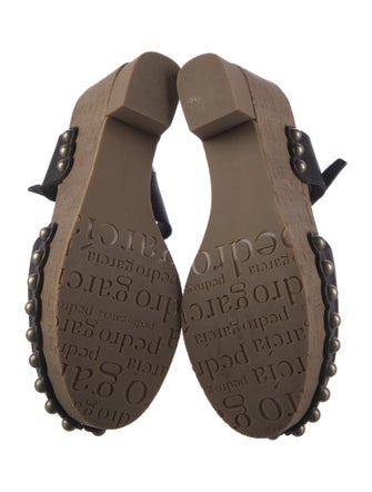 Pedro Garcia Leather T-Strap Pumps