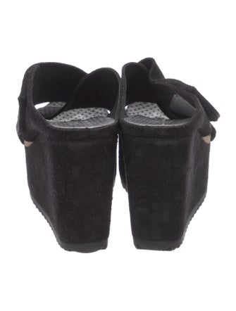 Pedro Garcia Suede Lasercut Accents Slides