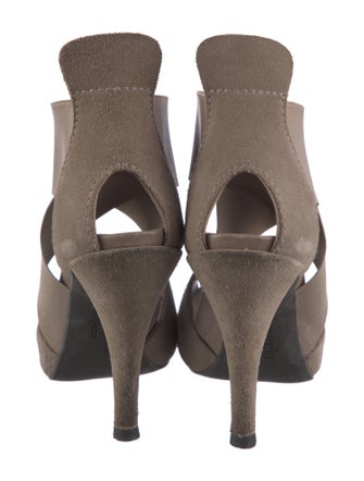 Pedro Garcia Suede D'Orsay Pumps