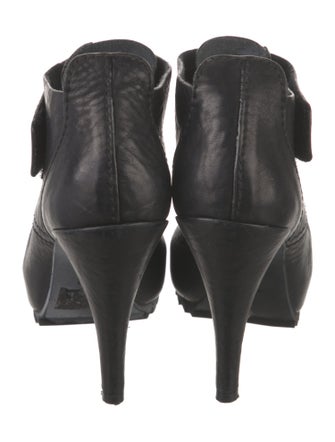 Pedro Garcia Leather Pumps