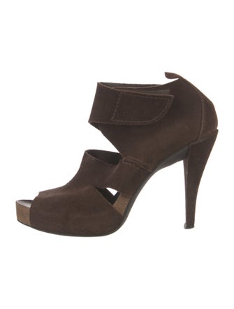 Pedro Garcia Suede Pumps