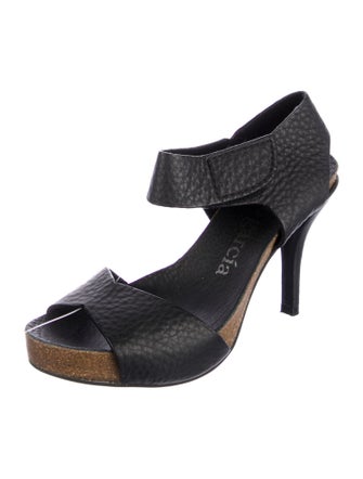 Pedro Garcia Leather Slingback Pumps