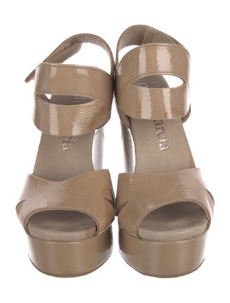 Pedro Garcia Leather Slingback Pumps