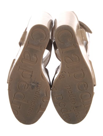 Pedro Garcia Leather Slingback Pumps