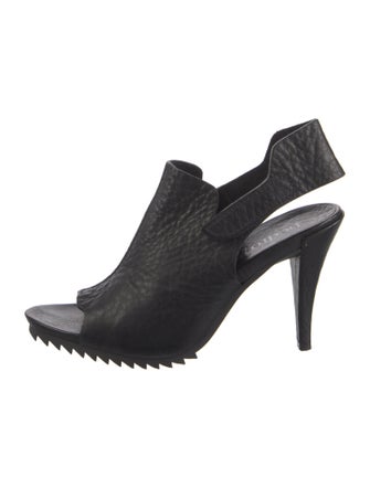 Pedro Garcia Leather Slingback Pumps