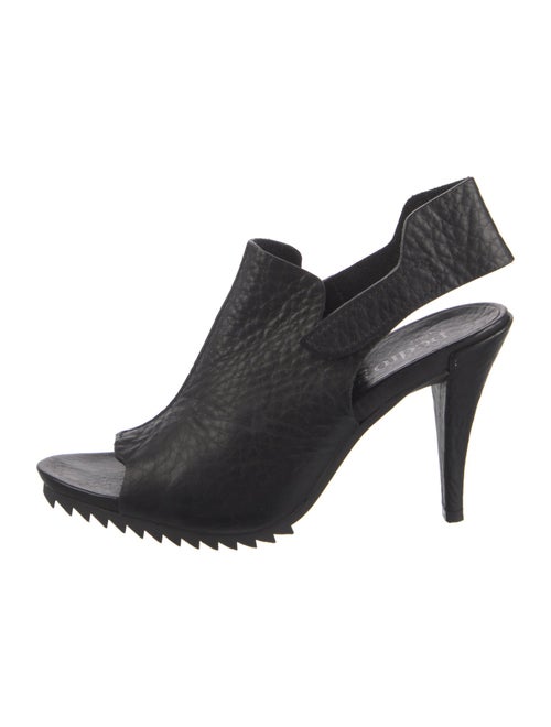 Pedro Garcia Leather Slingback Pumps