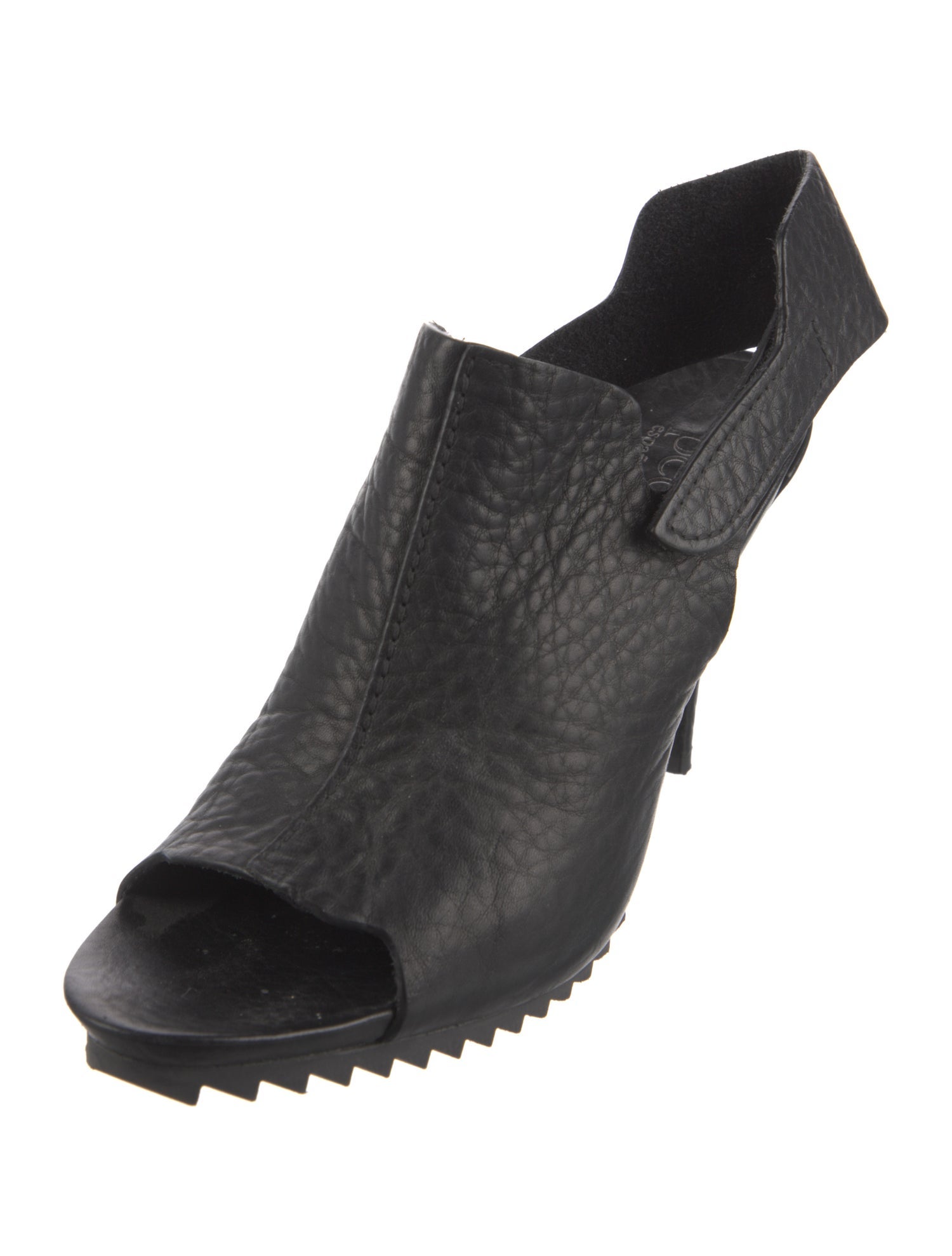 Pedro Garcia Leather Slingback Pumps