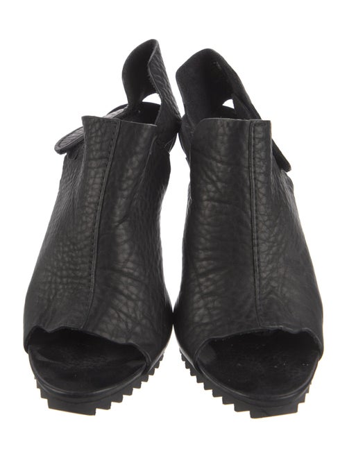 Pedro Garcia Leather Slingback Pumps